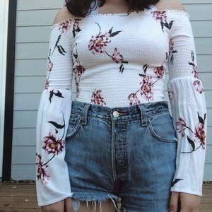 white floral top 🌿